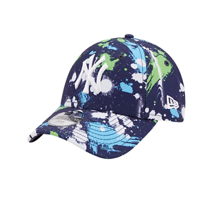 New York Yankees cap, splash